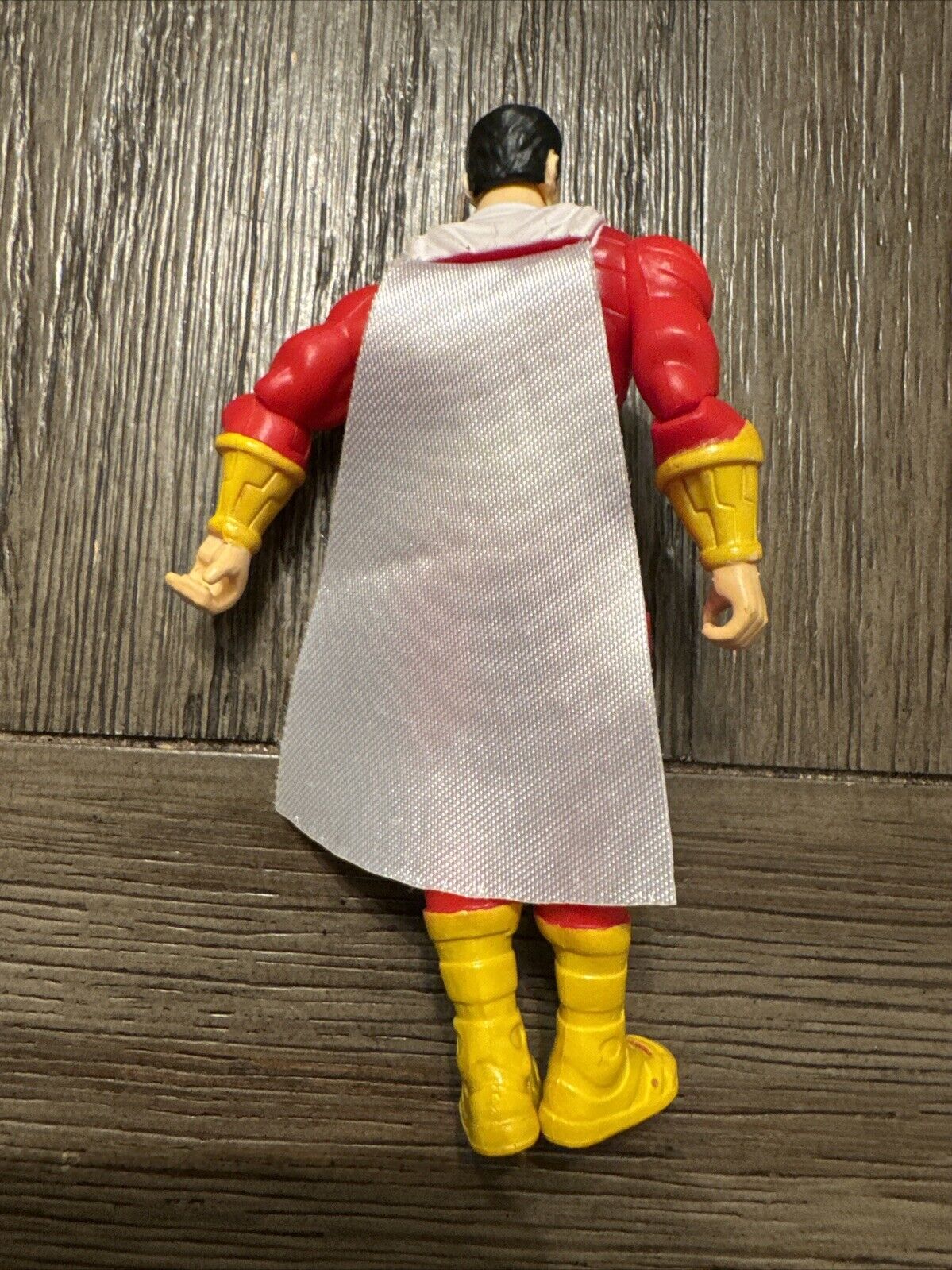 2020 _ DC Comics / Spin Master _ 4" _ Heroes Unite _ SHAZAM / CAPTAIN MARVEL
