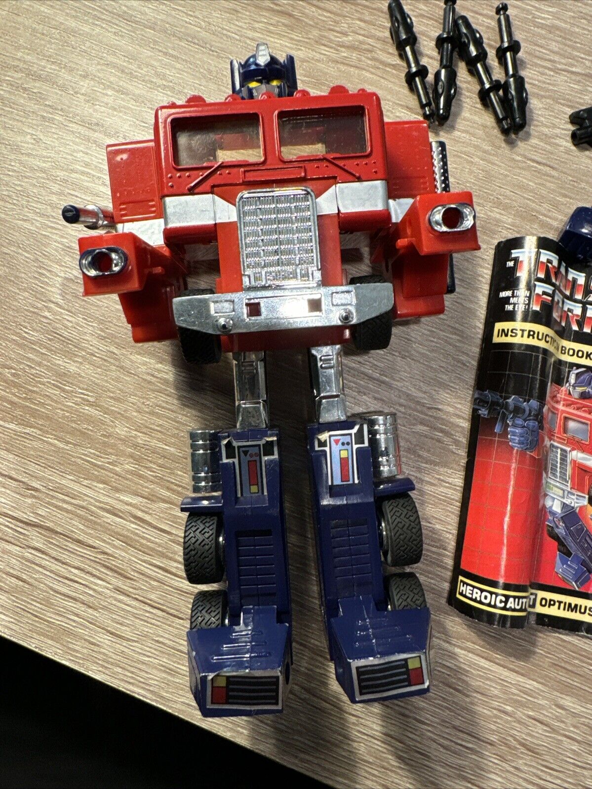 Transformers G1 Optimus Prime Near Complete T3 W/small Imperfection
