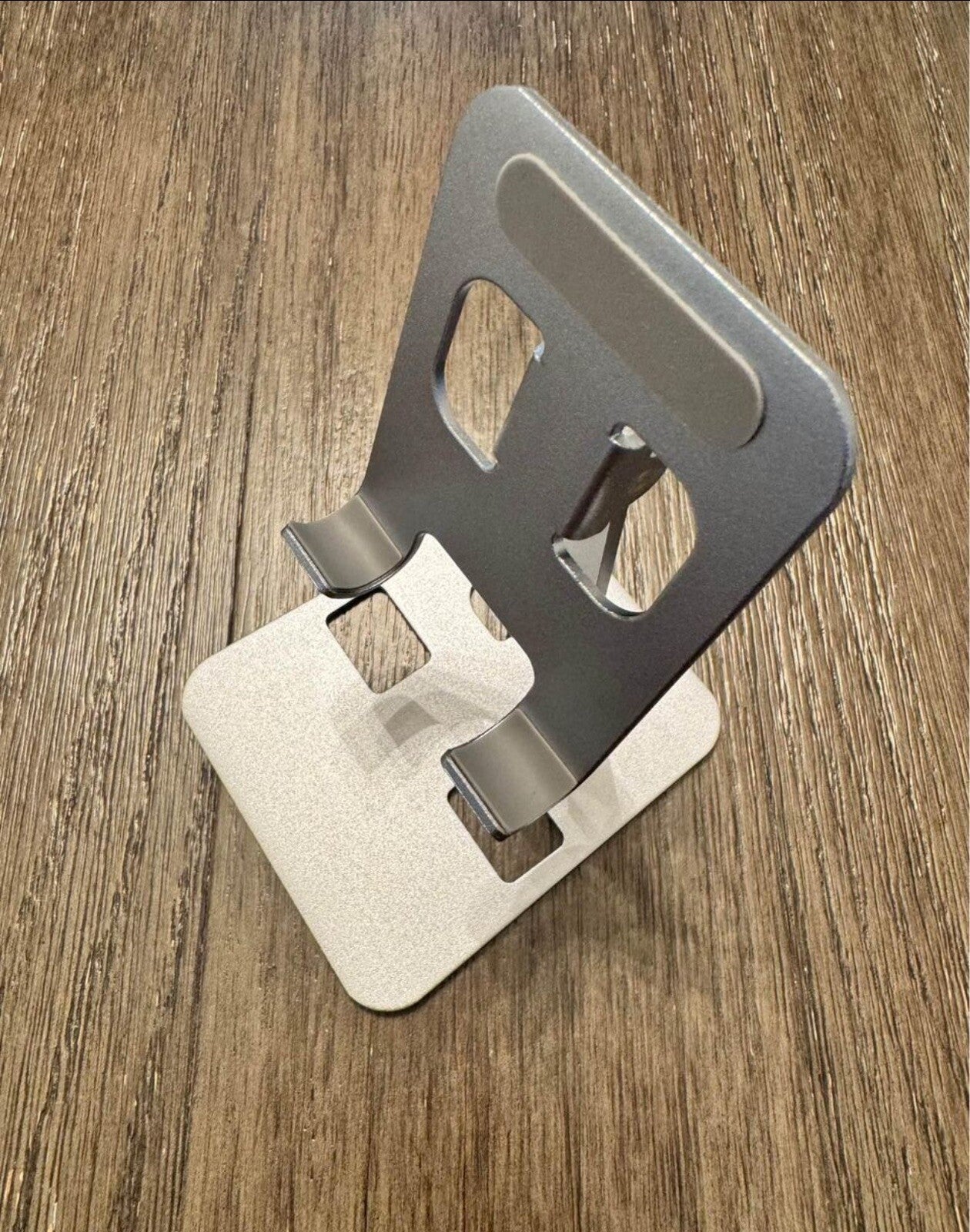 Portable Aluminum Alloy Adjustable Tablet Stand Desktop For Ipad-Silver