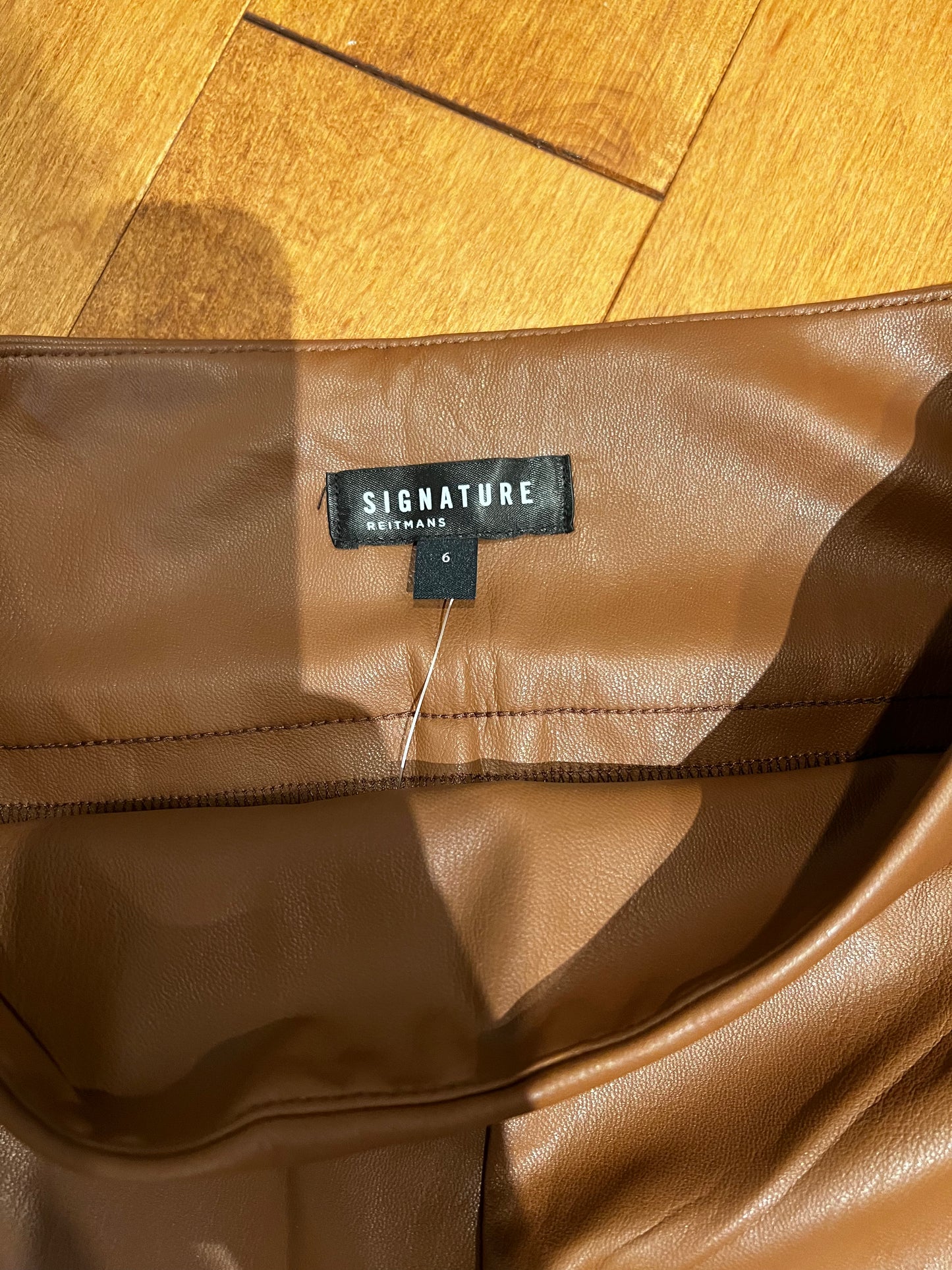 NEW- Women’s pants