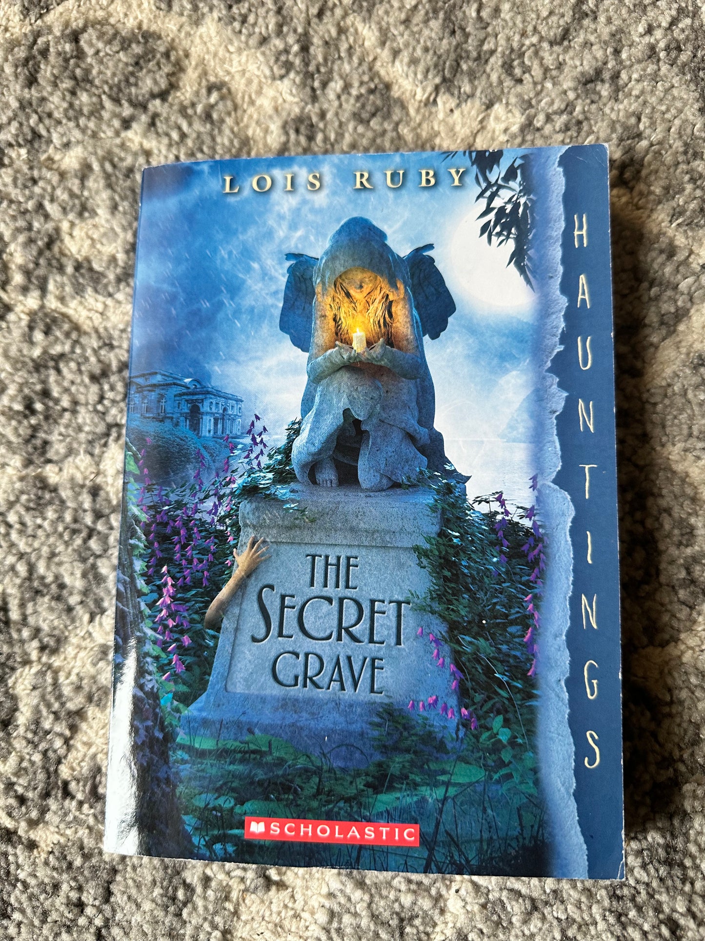 The Secret grave