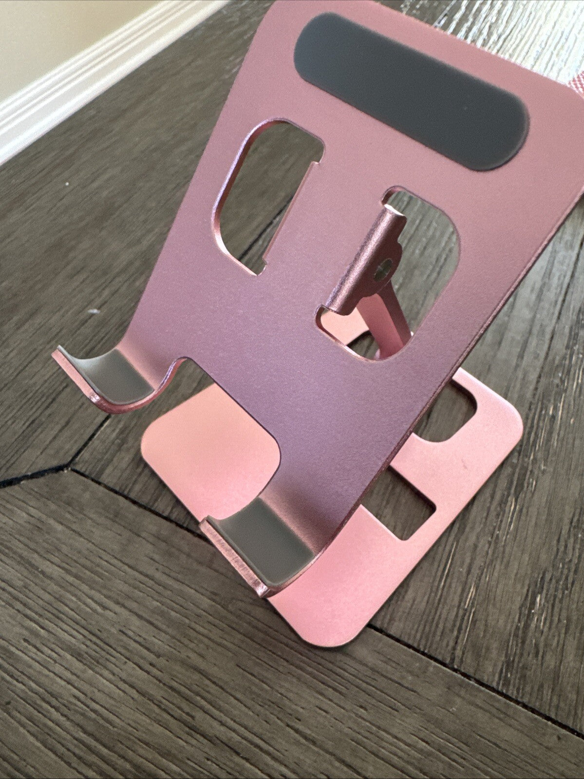 Rose Gold Portable Aluminum Alloy Adjustable Tablet Stand Desktop For Ipad