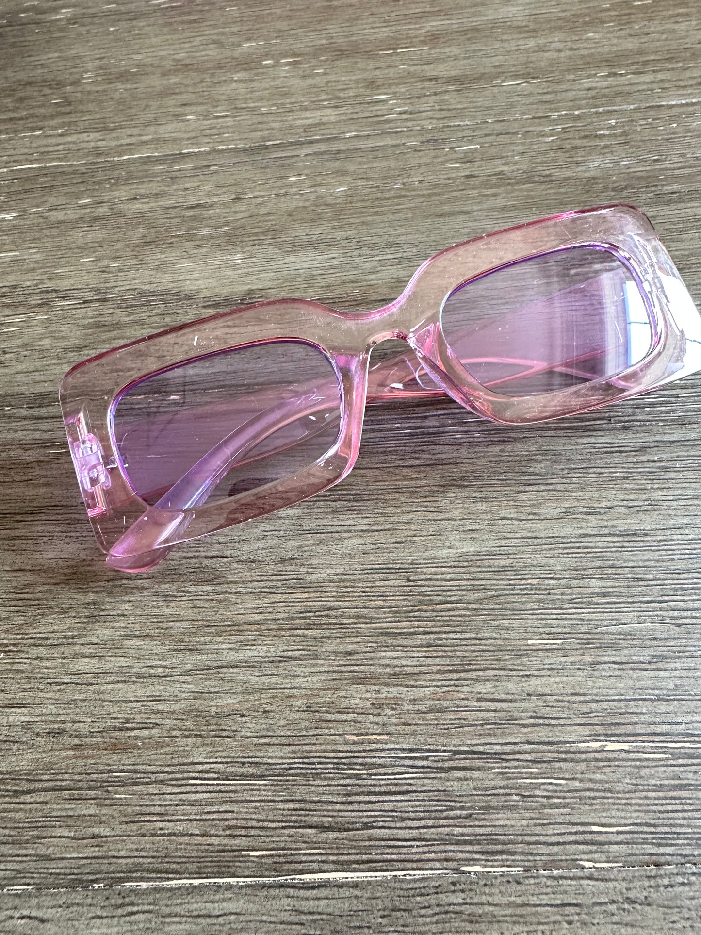 Lunettes de soleil d'été violettes